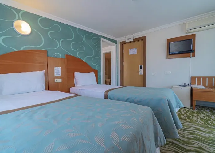 Club Sun Paradise Hotel 4*