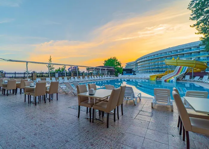 Club Sun Paradise Hotel 4*