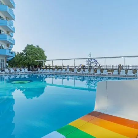 Hotel Club Sun Paradise 4*